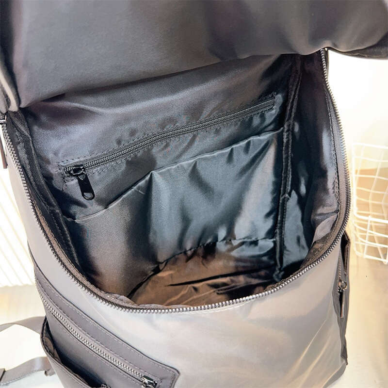 New Large Capacity Color Block Lightweight Waterproof Travel Commuter School Business Backpack Laptop Bag High Quality