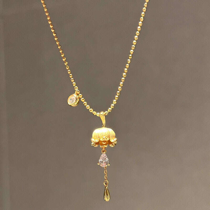 High-end gold Water Drop Sparkling Dia Lily of the Valley Pendant Elegant Necklace