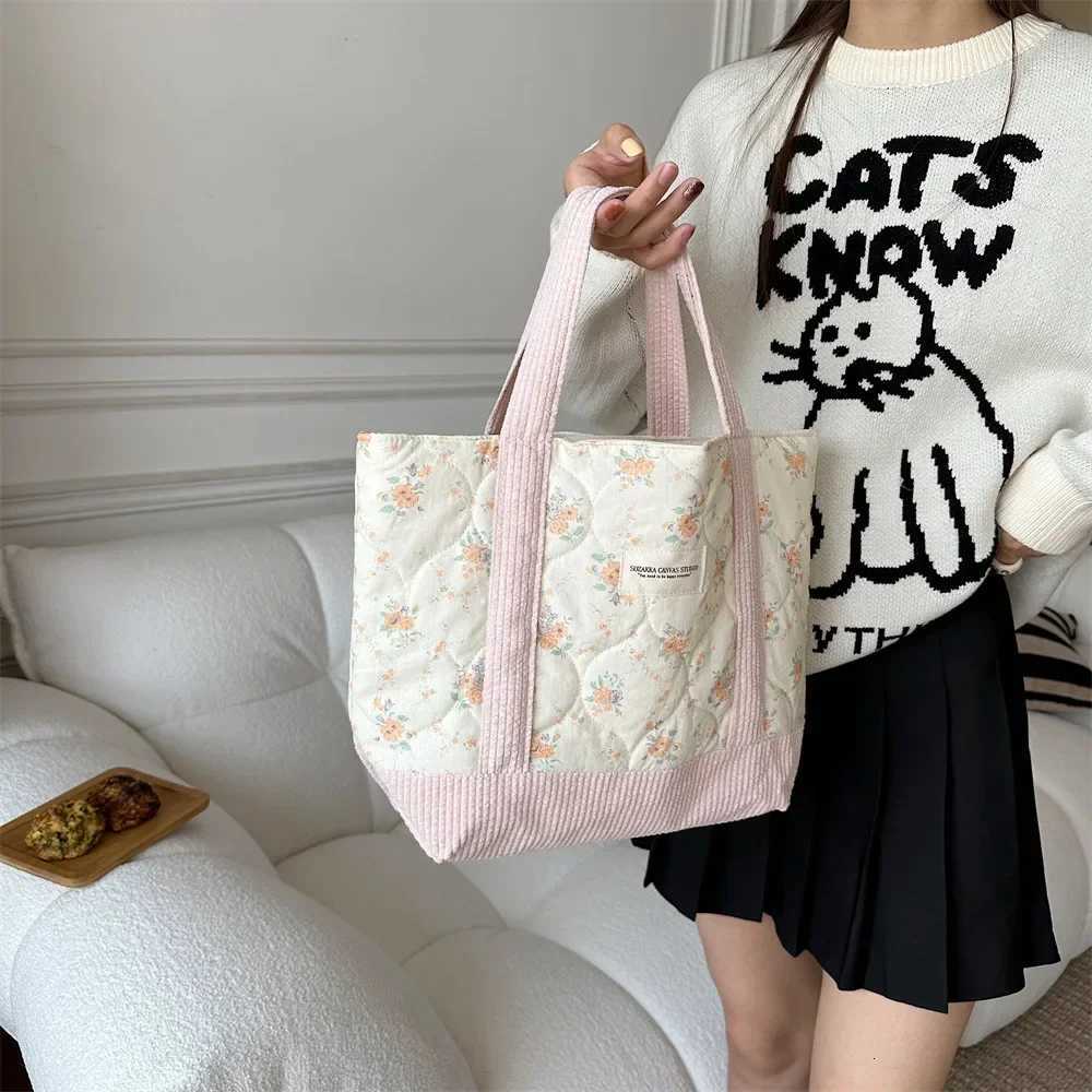 Sweet Floral Womens Bento Handbags Retro Patchwork Ladies Tote Shoulder Bags Retro Flower Female Storage Shopper Bag PurseL251023
