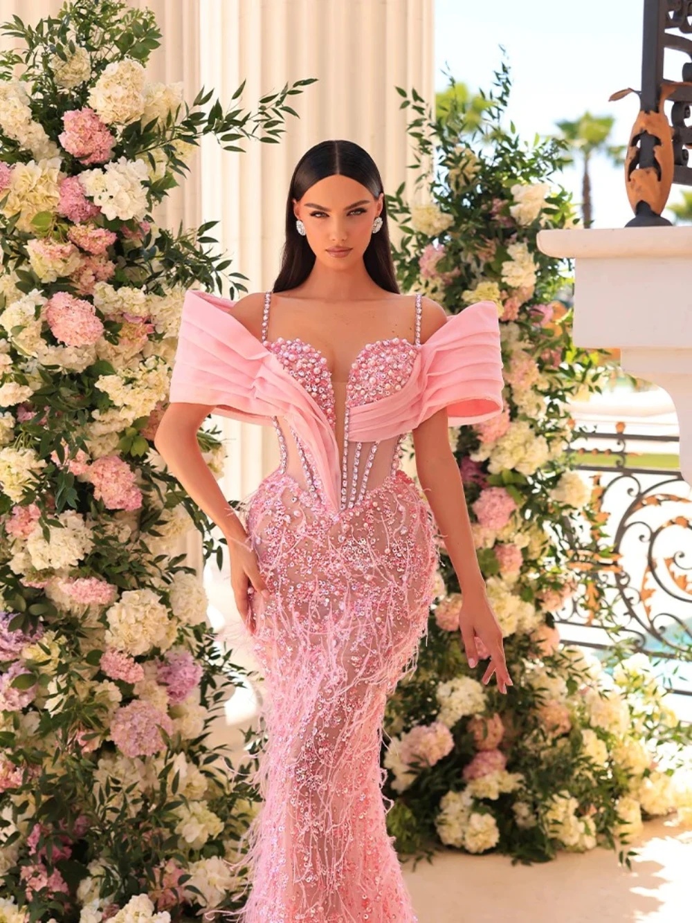 Gorgeous Feather Pearls Evening Dresses Sequins Crystal Prom Gown Illusion Mermaid Party Dress Spaghetti Straps Customized Vestidos De Noche Plus Size