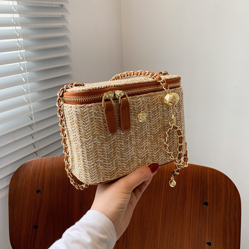 Luxury Brand Designer Bag Minimalist Makeup Bag Box Straw Bag Fairy Forest Style Woven Handbag Small Beach Bag Shoulder Crossbody
