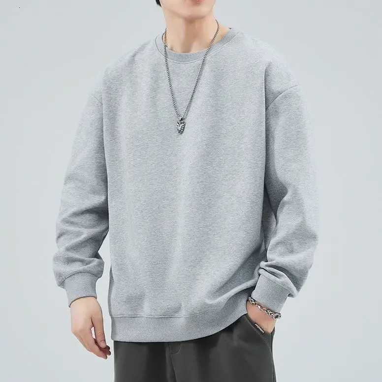 Spring and Autumn Solid Color Round Neck Men Loose Versatile Casual Sweatshirt Without Hood Long SleeveT251023