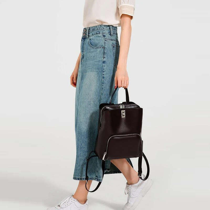 Top Layer Fashion New Handheld Travel Genuine Leather Large Capacity Simple Commuter Bag Cowhide Backpack High Quality