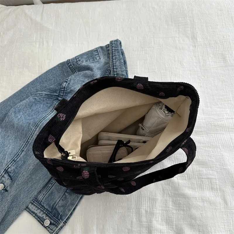 Corduroy Handbag Strawberries Beach Bag Fashionable Versatile Shoulder Bag LargeCapacity Simple Commuter Womens Tote Bag BolsosL251023