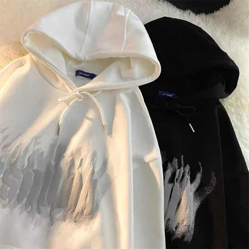 Autumn Goth Harajuku Graphic Pullover Hoodies Man Hip Hop Fashion Y2K Vintage Hoodie New Streetwear Printed Hooded SweatshirtT251023