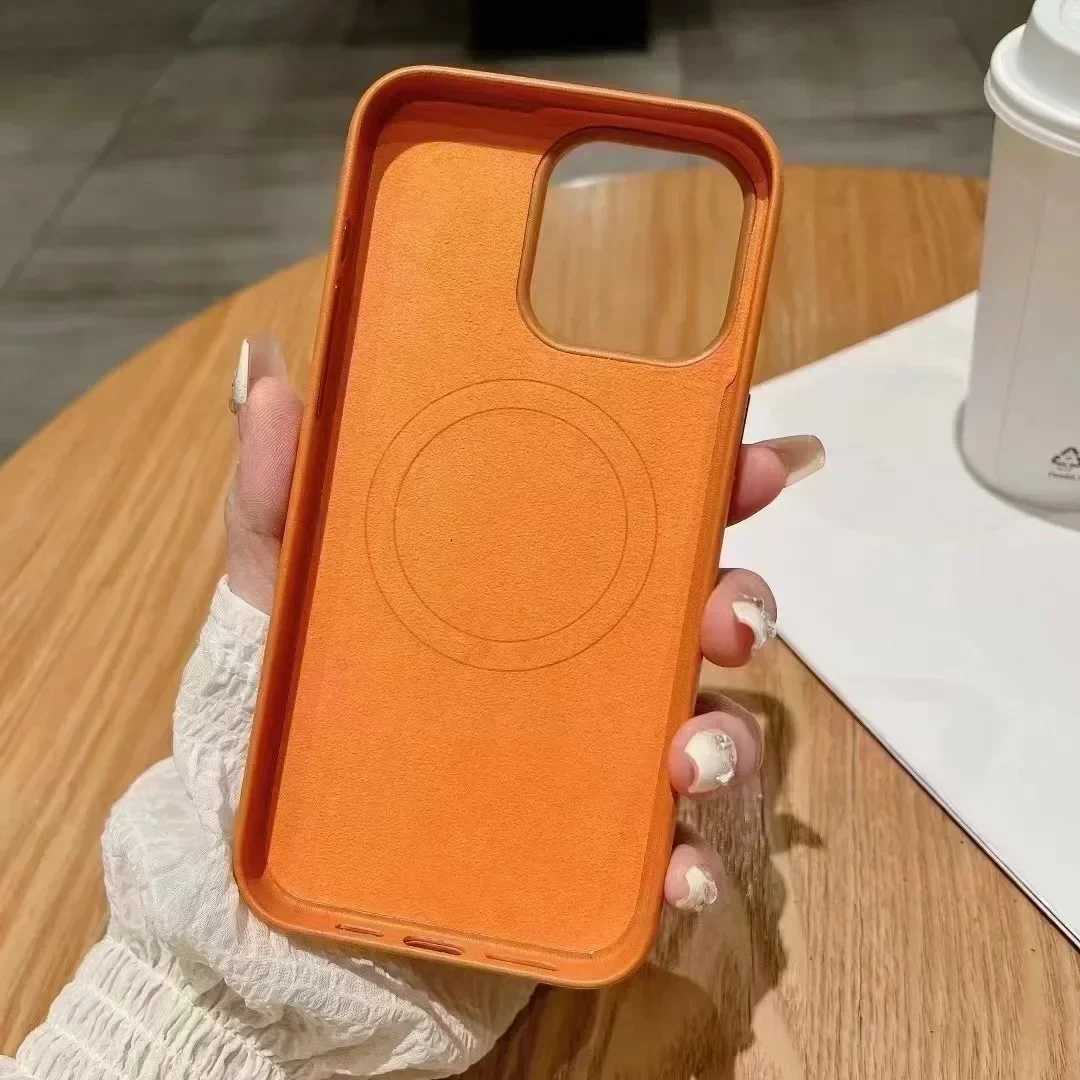Luxury Case for iPhone 17 Pro Max 16 13 12 14 15 Plus Leather Official Style Mafe Magnetic i Phone Cover Etui H251023