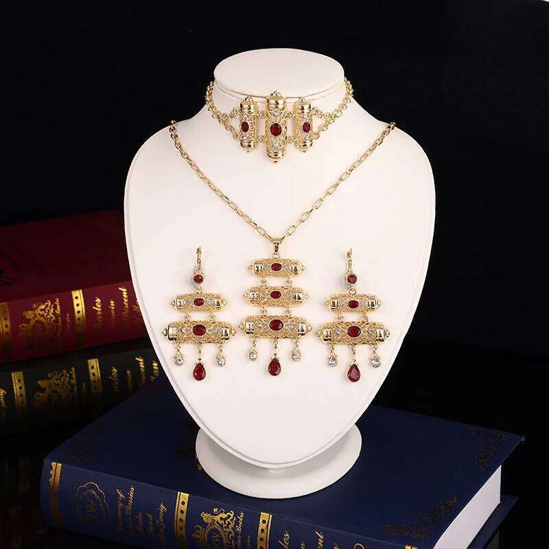 A Of Exquisite Rhinestone Bride Jewelry Set Pure Hand Combination Necklace Bracelet Earrings Three-Piece Moroccan