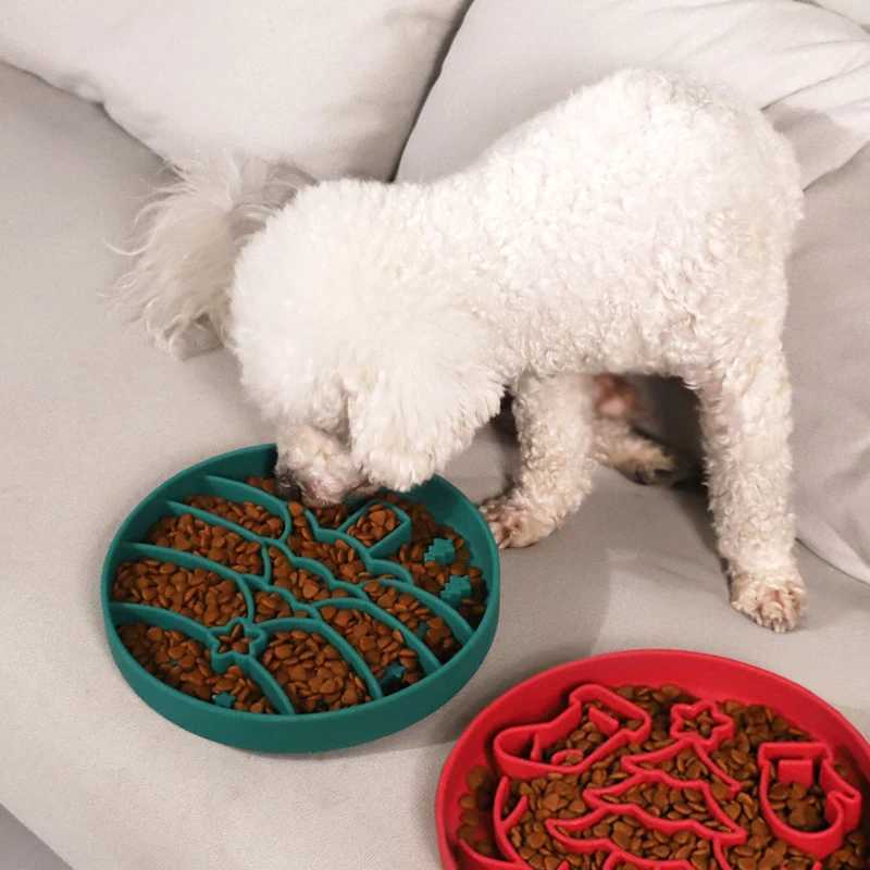 Pet Placemat Cat Slow Feeding Mat Dog Lick Mats Silicone Pet Eating with Slow Food Bowl Pet Antislip Antichoking Eating Gear Y251023