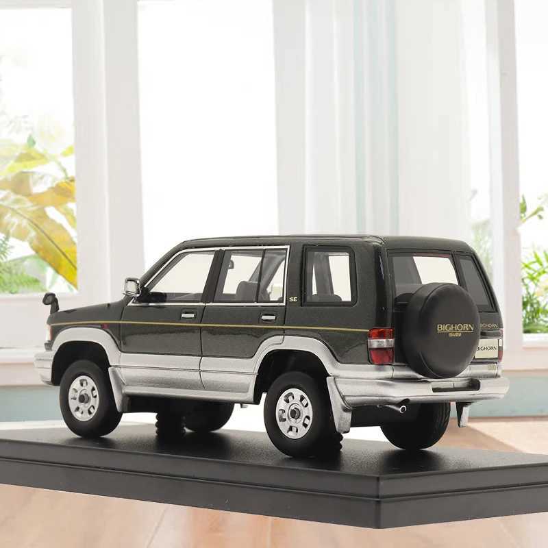 143 Scale Resin Car Model BIGHORN 1993 Car Model Vehicles High Simulation Car Toys Model Collection GiftsT251023