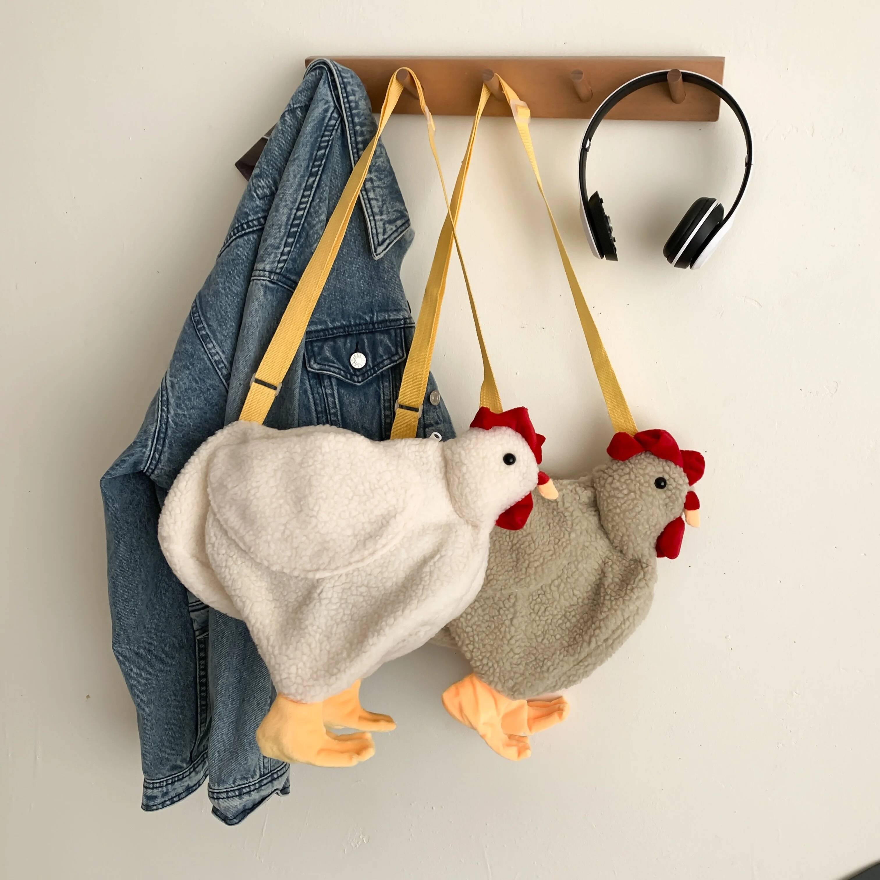 Women's cartoon crossbody bag creative cute chicken handbag shoulder bag designer bag luxury handbag plush armpit bag wallet