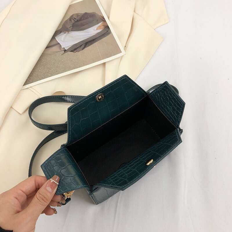 New Sensation Women's Crocodile Pattern Handbag Square Box Style Crossbody Bag
