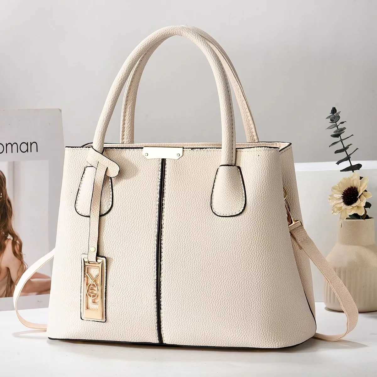 Bag Fashion Solid Color Handbag Middleaged Mom Bag Simple Casual Large Capacity Shoulder BagL251023
