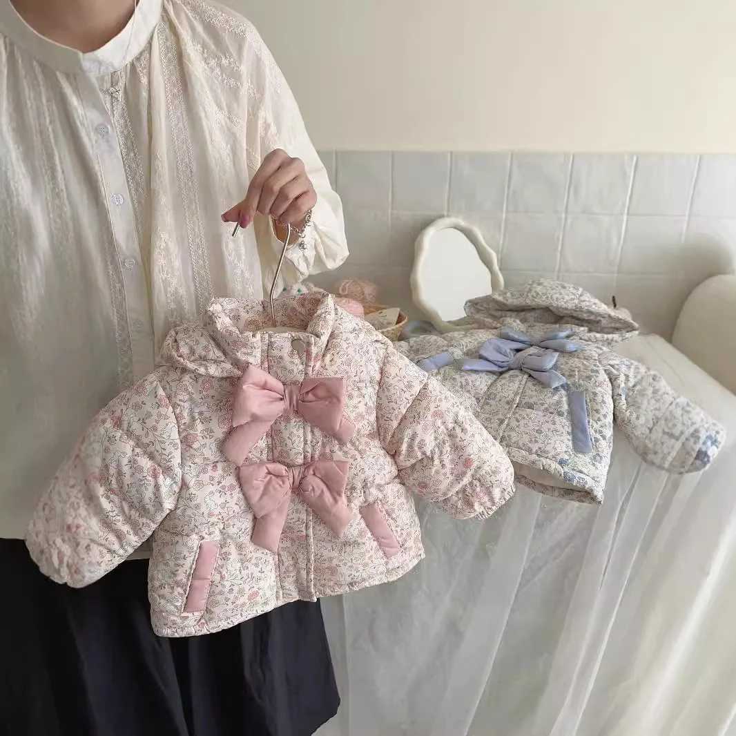 2024 New Children Velvet Cold Proof Cotton Jacket Winter Fashion Baby Floral Winter Butterfly Bow Hooded Coat Y251023