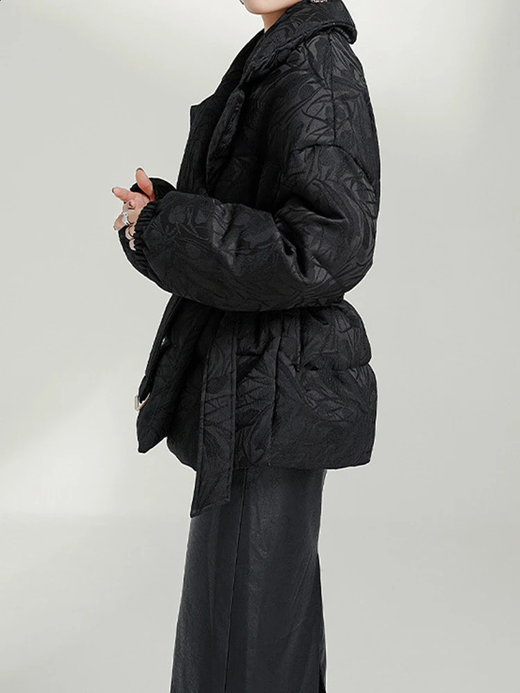 Mueyaruho Winter Women High Level 90 Goose Down Jacket Parkas Jacquard Solid Black Long Sleeve Warm Puffer Coat For 251022