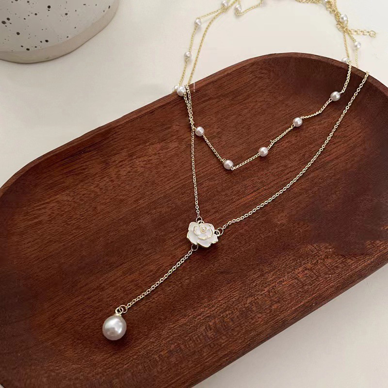 Designer necklace Full Diamond Rose Pearl Camellia Long Necklace for Women Elegant Flower Necklace for the Collarbone free shipping Gold necklace