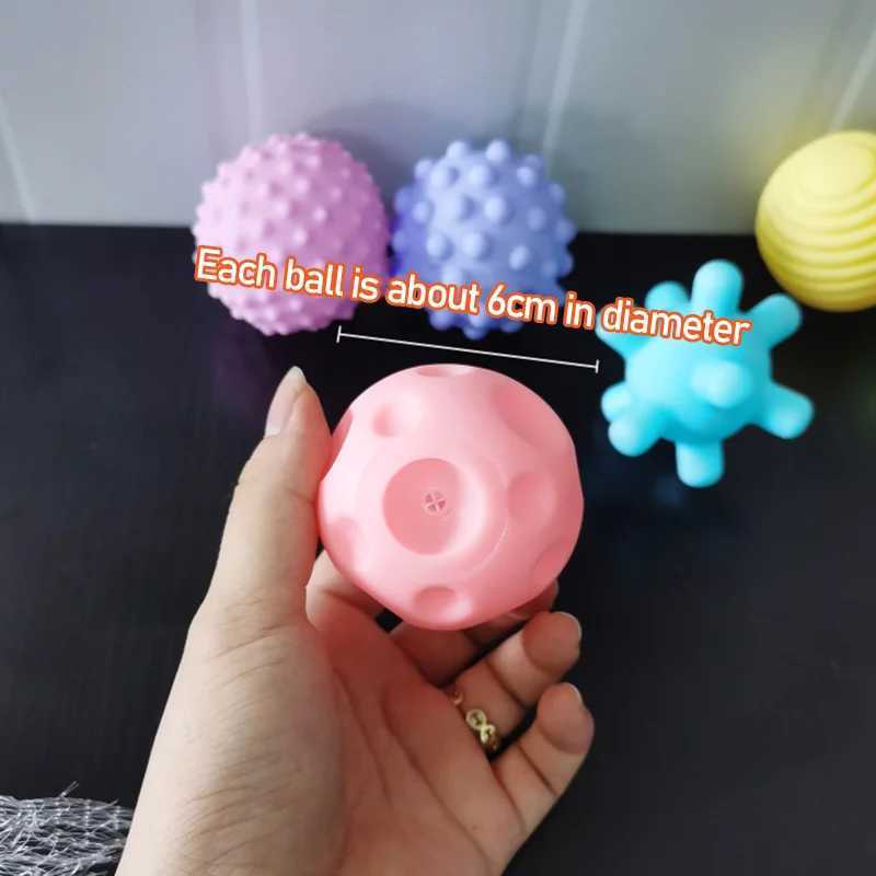 Childrens Toy Balls Babies and Toddlers Grab Balls Soft Rubber Play Toys Can Be Gnawed and Bitten When Pinched Baby Toys J251023