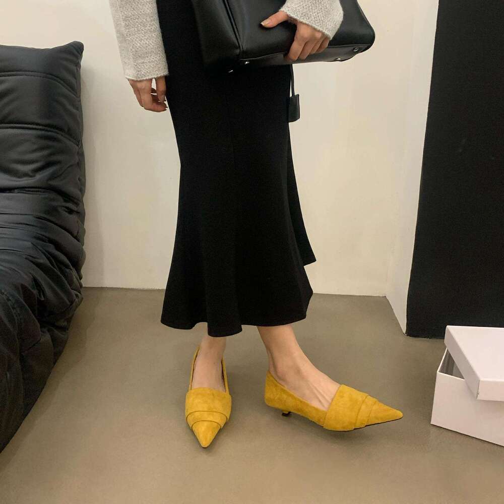 Yellow Suede Single Shoes 2025 New Spring Autumn Winter Women's French Style Elegant Socialite Pointed Toe Stiletto Low Heel Classic Fitted Luxur