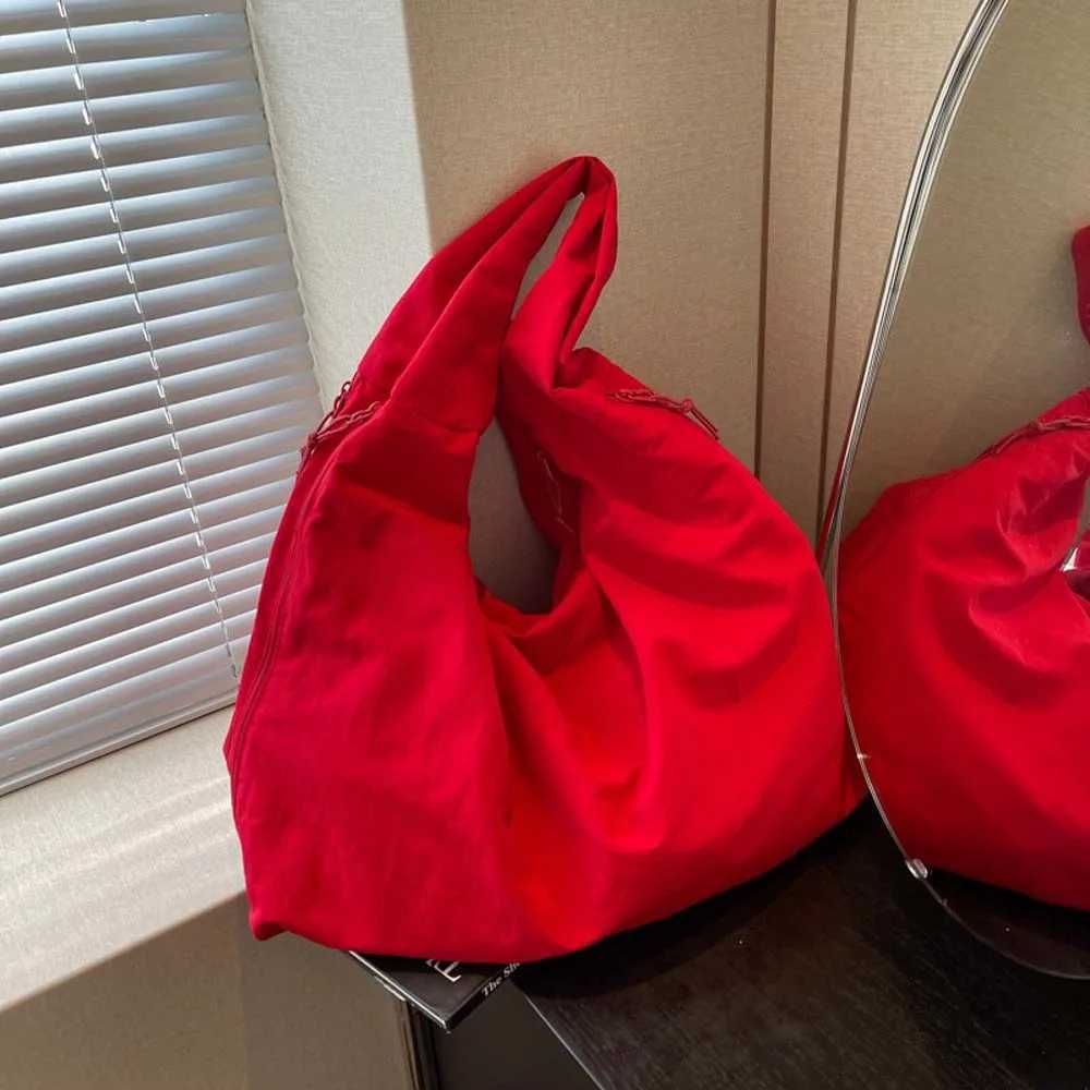 Casual Nylon Shoulder Bag MultiPocket Japanese Style Versatile Commuting Handbag Solid Color Polyester Large Capacity Tote BagL251023