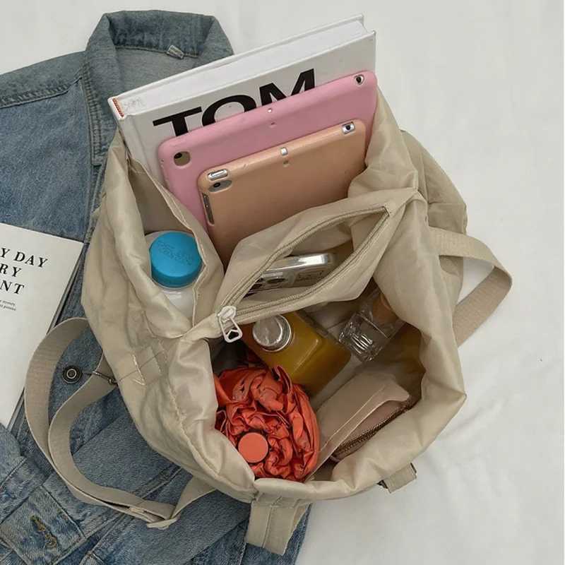 New Korean Womens Shoulder Bags Fashion Lightweight Crossbody Bag Large Capacity Nylon Shopping HandbagL251023
