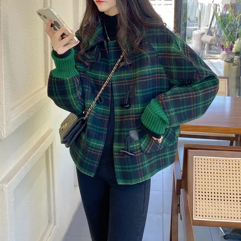 Korean Loose Slim Short Jacket Female Outerwear Lattice Woolen Coat Women Spring Autumn Bat Sleeves Cowhorn Button Wool 251021