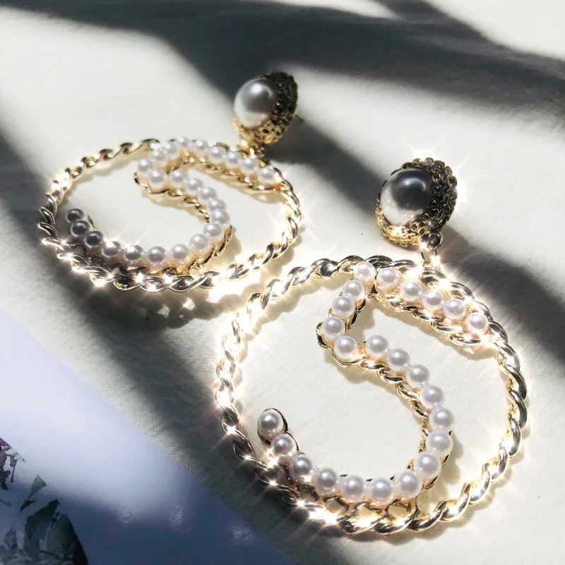 Fashion High Quty Brand Wen Earring Jewelry Simple Pearl Number 5 Big Circle Part Model Earrings Black Ribbon Weaves Y251023