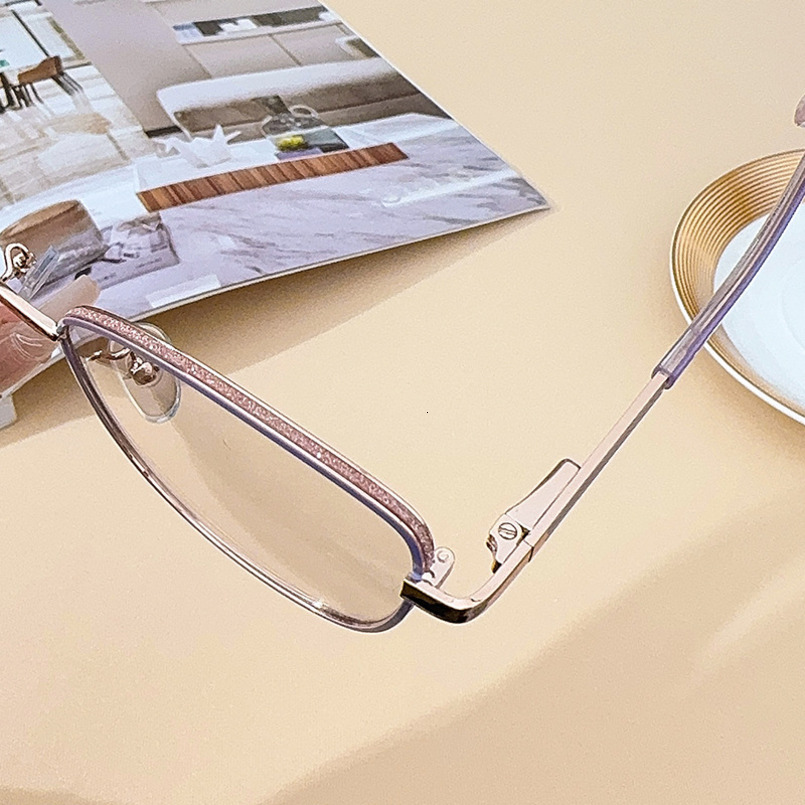 New Fashion Color-Changing Optical for Men, Precision Crafted Large Metal Internet Celebrity Frame, Blue Light Blocking Glasses Frame