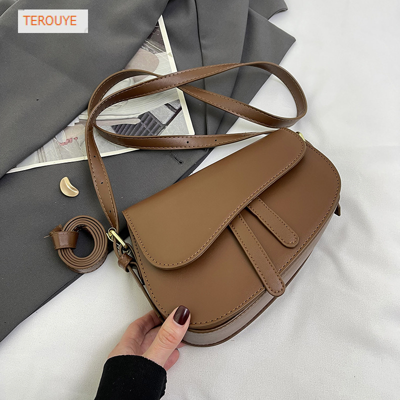 Korean style niche design handbag autumn and winter new trend fashion style armpit bag versatile elegant women's shoulder bag luxury designer bag