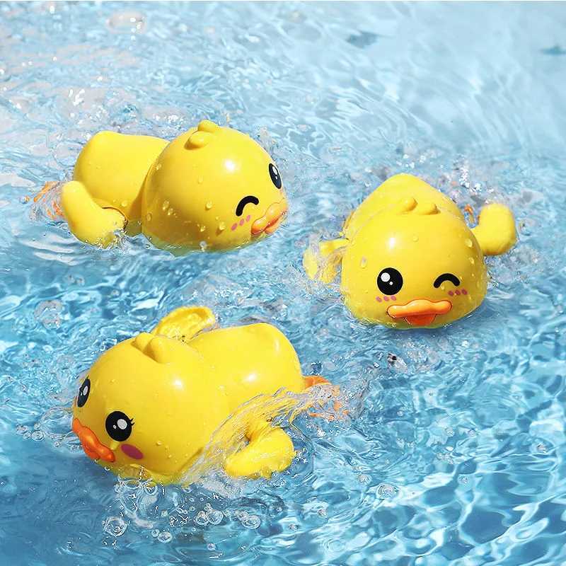 Baby bath toy windup cartoon duck J251023