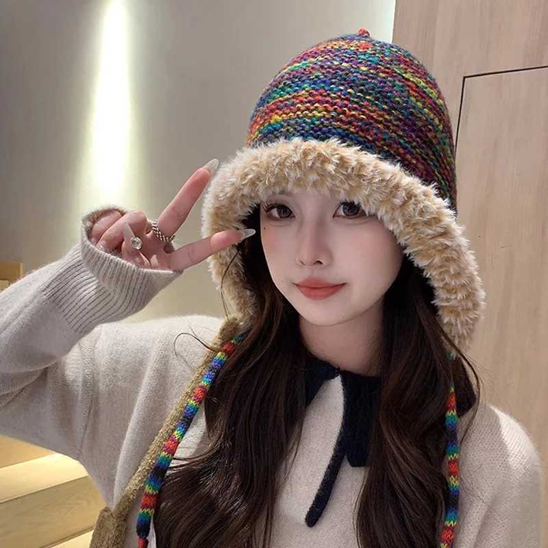 Cute Gradient Knitted Hat for Wen in Autumn and Winter Warm Ear Protection Small Face Display Baotou HatW251023