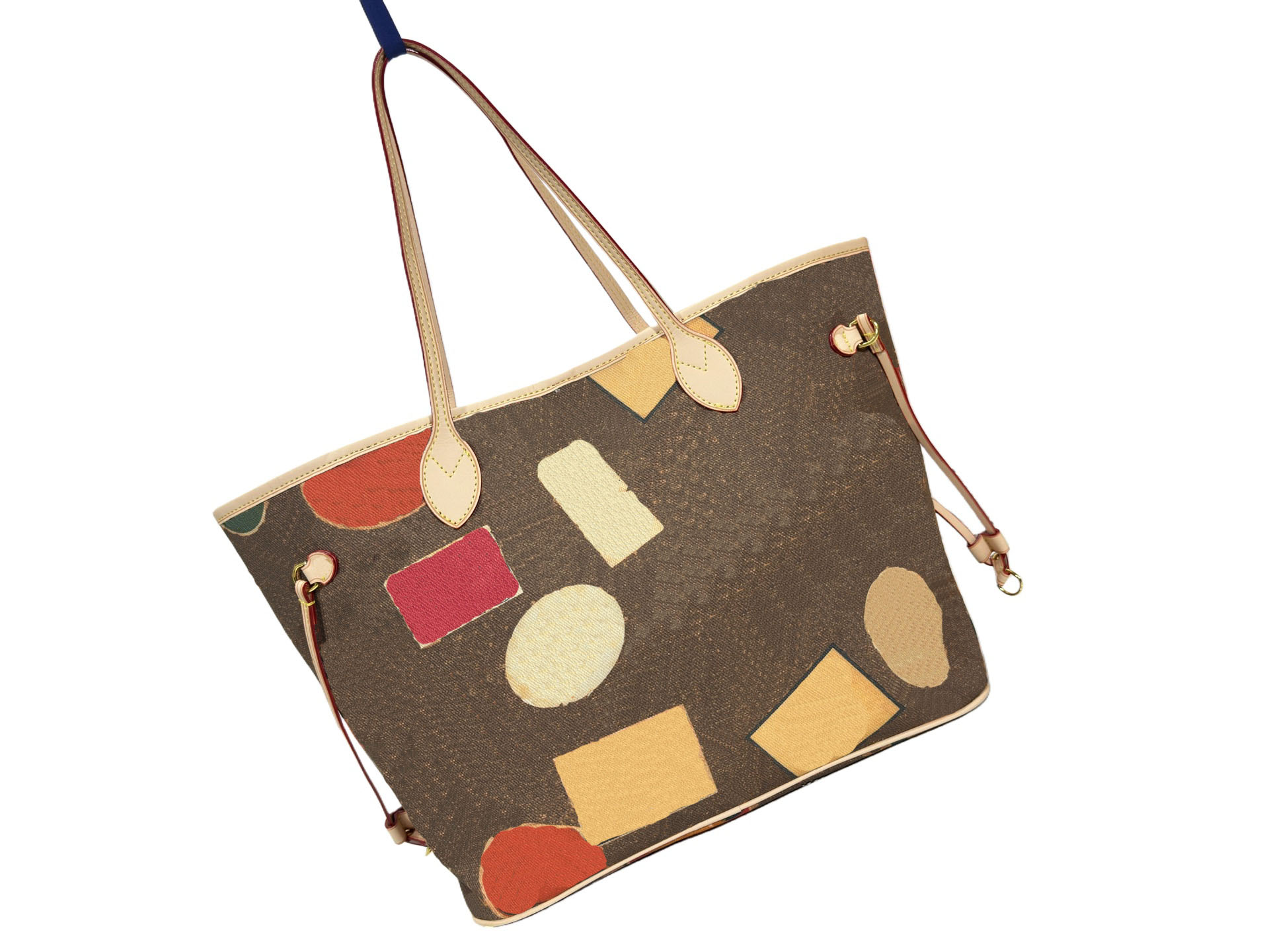 Spacious Designer Shoulder Purse Featuring Numerous Pockets & Slots