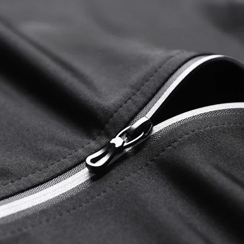 Mens Fitness Running Set TightFit QuickDry Clothes for Autumn Night Runs Training Cycling Sportswear Gear Clothing 251023