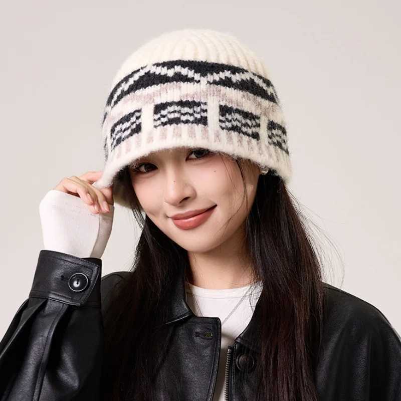 Jacquard Knit Fishermans Hat Winter Vintage Wool Beanie ColdProtecting EarCovering PullOver Hat TrendyXJ251023
