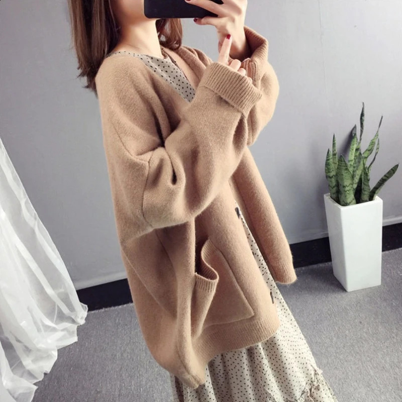 Winter Cardigan for Women Warm Harajuku Youth Korean Fashion Attractive in Knitwear Novelties Red Knitted Sweater Woman 251022