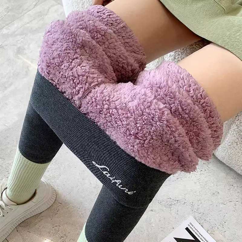 2025 New Warm Leggings Fashion Women Letter Print Autumn Winter Adding Thick Pencil Pants Casual Stretchy Fleece Slim LeggingT251023