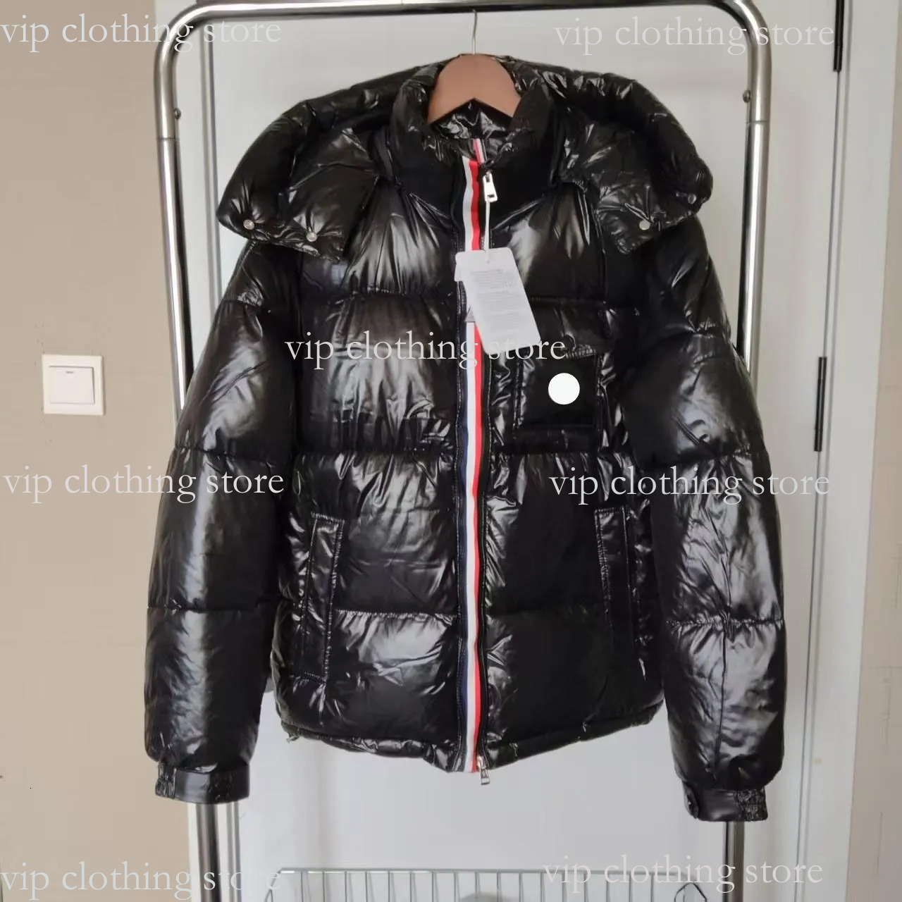 Monclur Maya Jacket Designer Man Womens Down Jackets Puffer Feather Filled Moncleur Coat Graphite Monclair Vestes Body Warmer Vests Winter C18