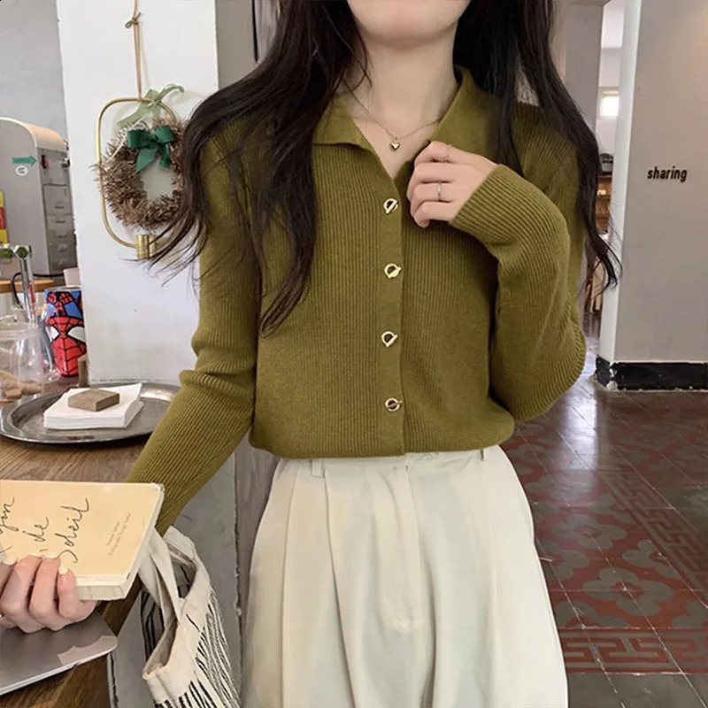 Autumn Elegant Fashion Solid Knit Cardigan Women Clothing Chic Turndown Collar Long Sleeve Sweater Allmatch Elegant Button Top 251020