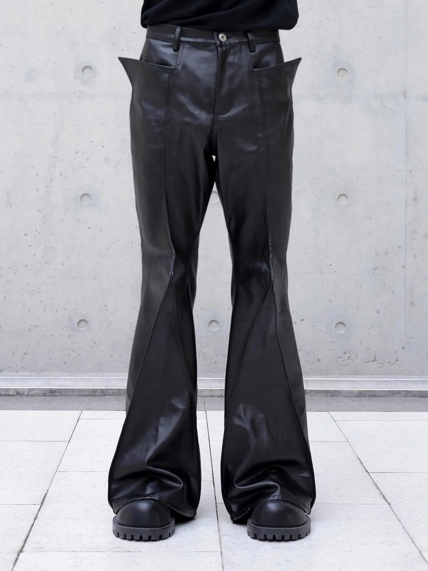 Mauroicardi Autumn Long Black Waterproof Hard Pu Leather Flare Pants Men Cool y ner Clothes Streetwear Runway Fashion 251023