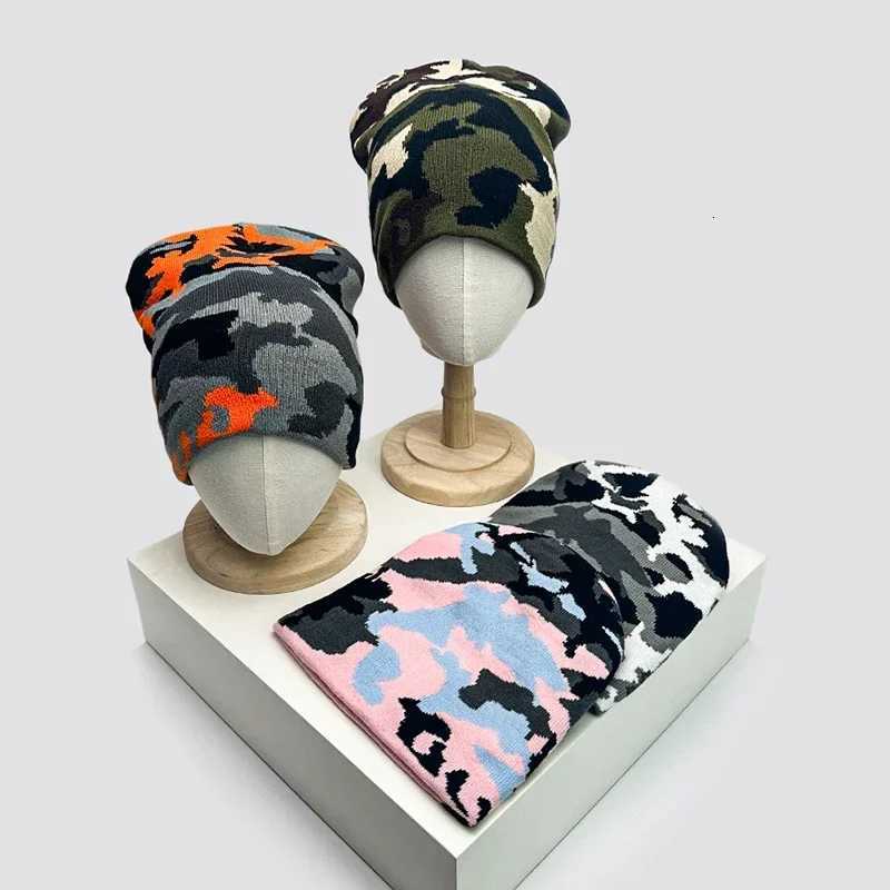 Autumn and Winter New European Style Camouflage Color Block Knitted Hats Warm Versatile Hip Hop Beanies Street Fashion OutdoorXJ251023