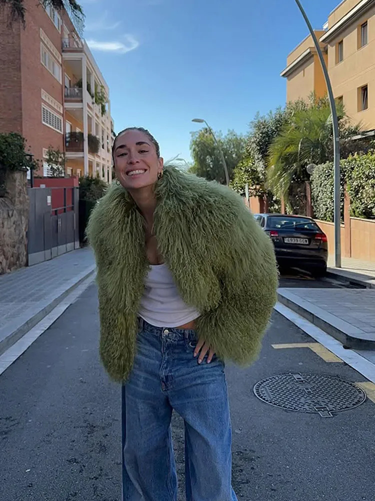 Women Casual Green Fur Jacket Chic Collar Loose Winter Lady Daily Fashionable Commuting Street Outerwear 251021