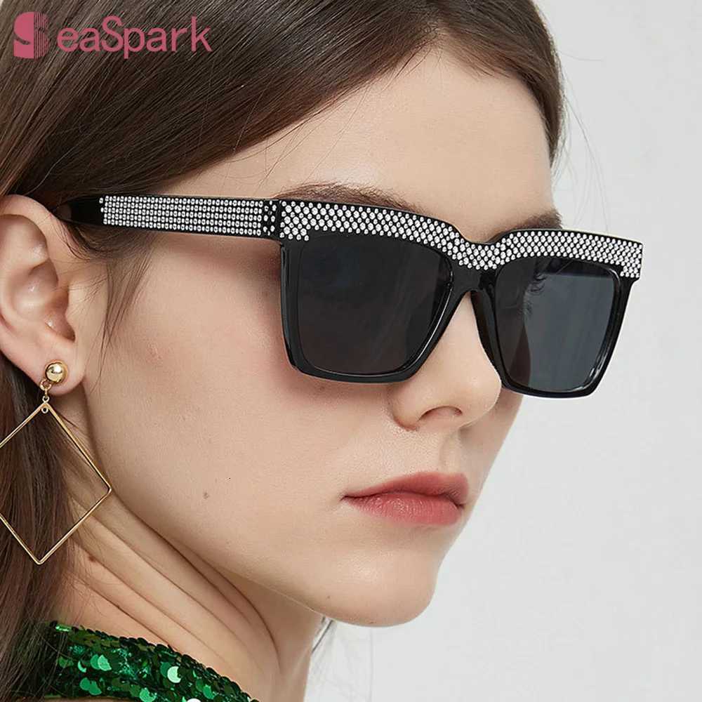 Luxury Crystal Diamond Sunglasses Women Unique Square Fashion Sun Glasses Full Frame High Quality Durable Eyewear Goggles UV400W251023