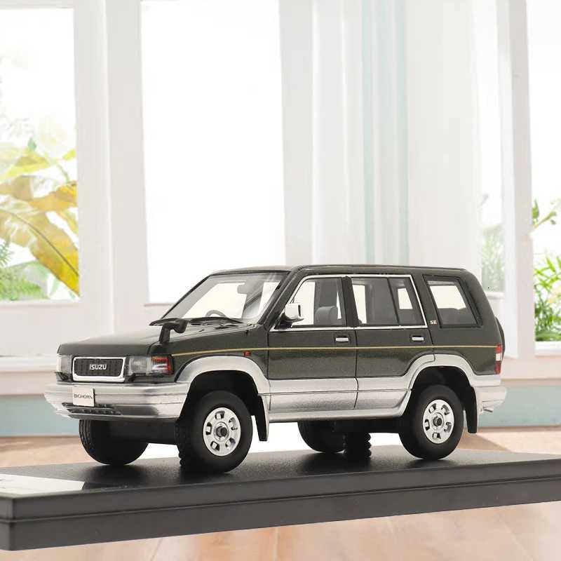 143 Scale Resin Car Model BIGHORN 1993 Car Model Vehicles High Simulation Car Toys Model Collection GiftsT251023