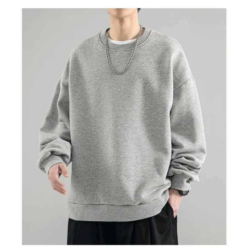 Sweatshirt 2025 new autumn and winter round neck top long sleeved Tshirt mens solid color versatile J251021