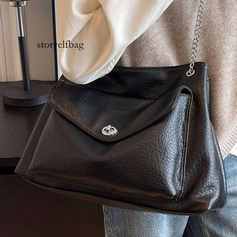 Female Large Black Tote Handbag Multi Pocket Ladies Metal Chain Shoulder Bag Soft Pu Leather Women's Serviceable Crossbody Bags