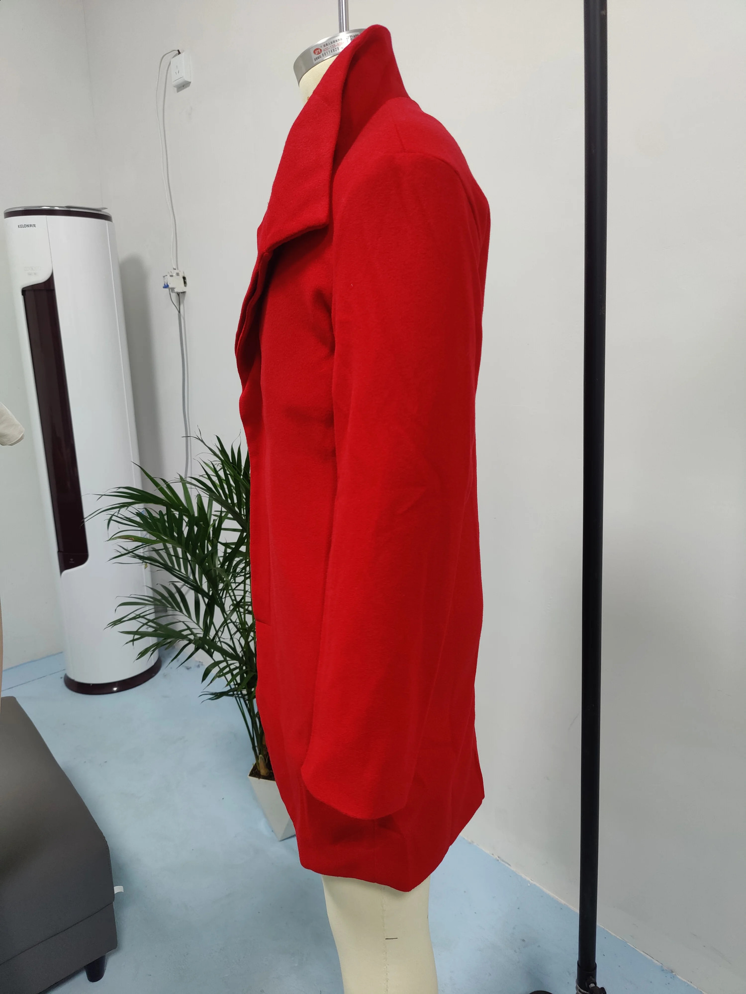 Mens Long Wool Coat Thickened Minimalist Trench with Stand Collar Urban Streetwear 251015