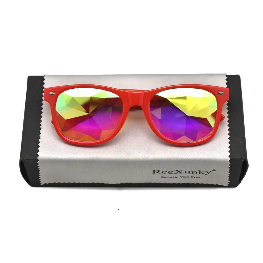 Classic Square Party Sunglasses Women Men Fashion EDM Light Diffraction Futuristic Rave Festival Sun Glasses Psychedelic PrismW251023