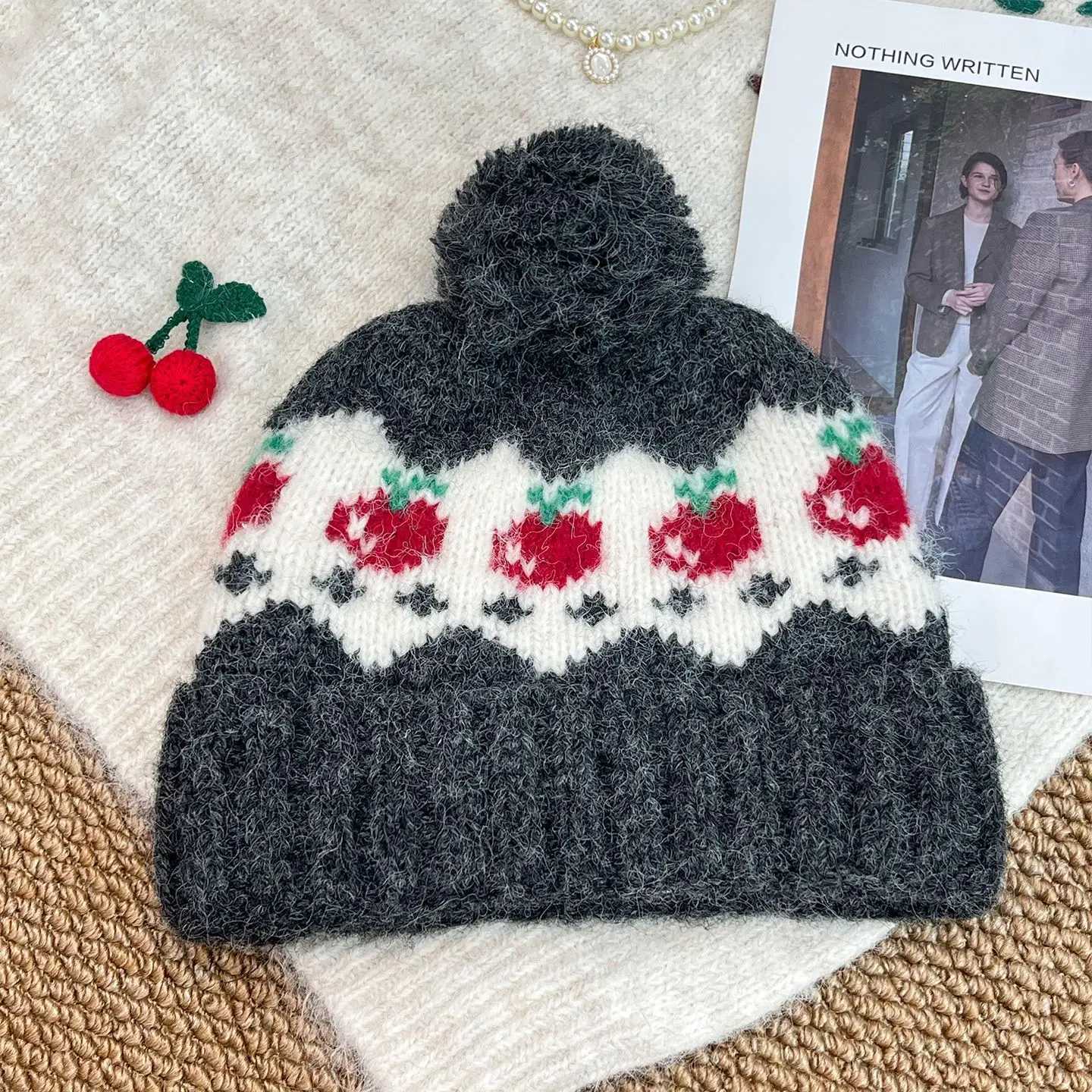 Adorable Apple Jacquard Knit Hat Warm FleeceLined Windproof Earflap Hat AutumnWinter Fashionable Knit Hat for All OccasionsXJ251023