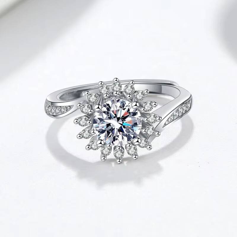Wholesale Classic 925 Sterling Silver Six Prongs Wedding Rings with Moissanite Stone for Women