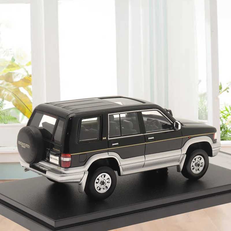 143 Scale Resin Car Model BIGHORN 1993 Car Model Vehicles High Simulation Car Toys Model Collection GiftsT251023