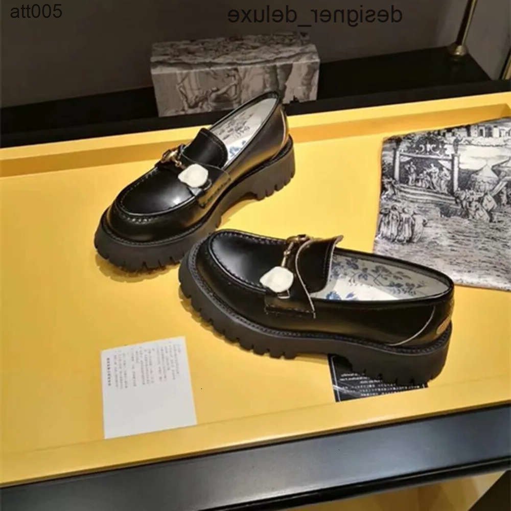 top fashion platform designer shoes triple black velvet white oversized men and womens casual party dress calfskin 35 41 hq8 cx8m gucciis guccily gg M7KK