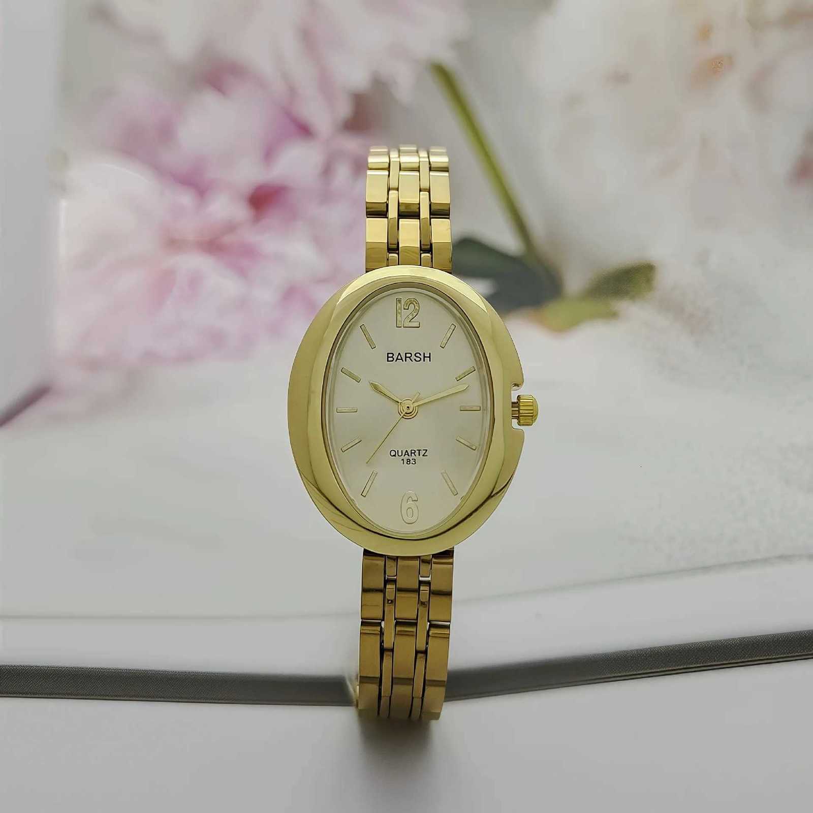 Fashion Women Watch Pigeon Egg Dial Womens Quartz Watch Luxury Temperament Wristwatches Gift Clock Dropshipping Reloj MujerL251023